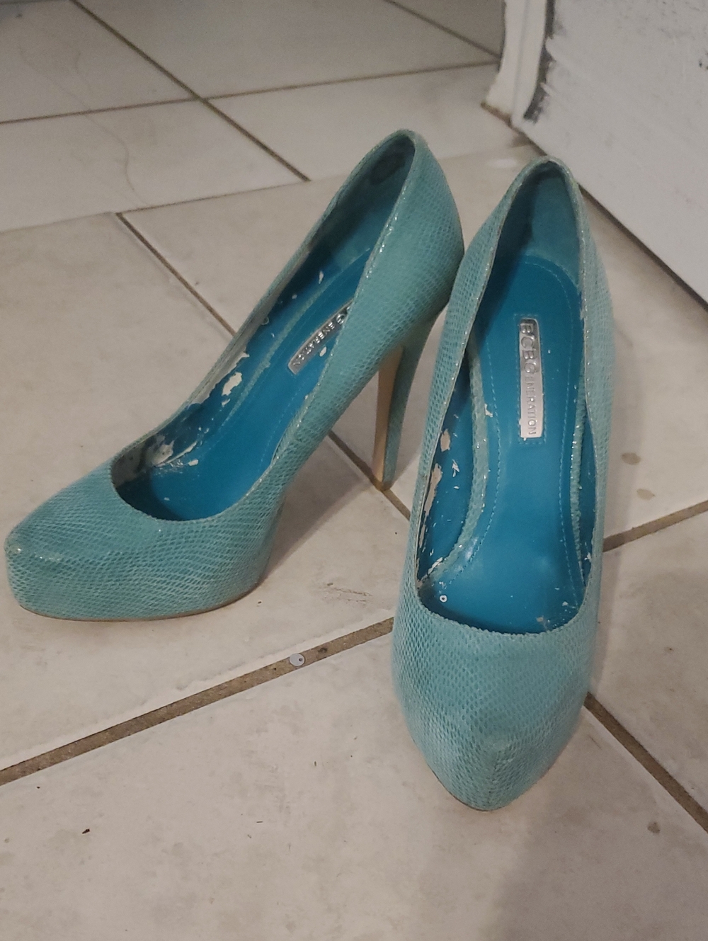 Aqua Blue Textured Suede Stiletps